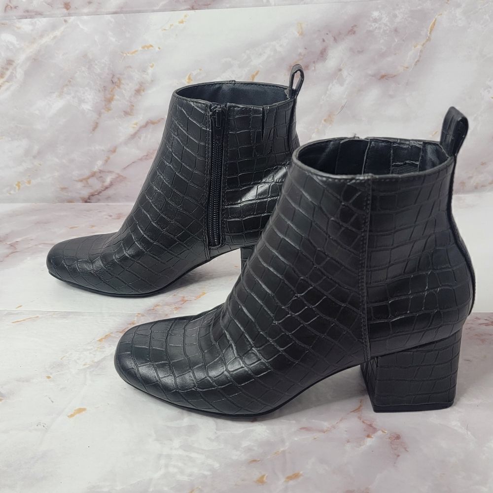 WOMEN'S Time and Tru Black Snake Skin Size 6 - Picture 7 of 11